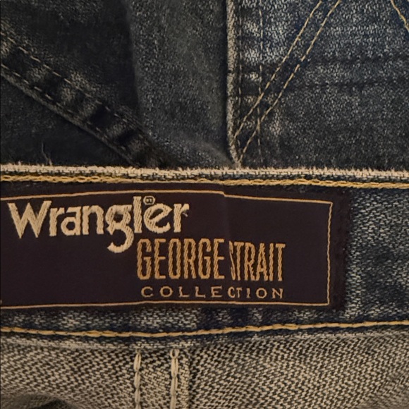 George Strait collection Wrangler Relaxed Fit Blue Denim Jeans - Picture 3 of 5
